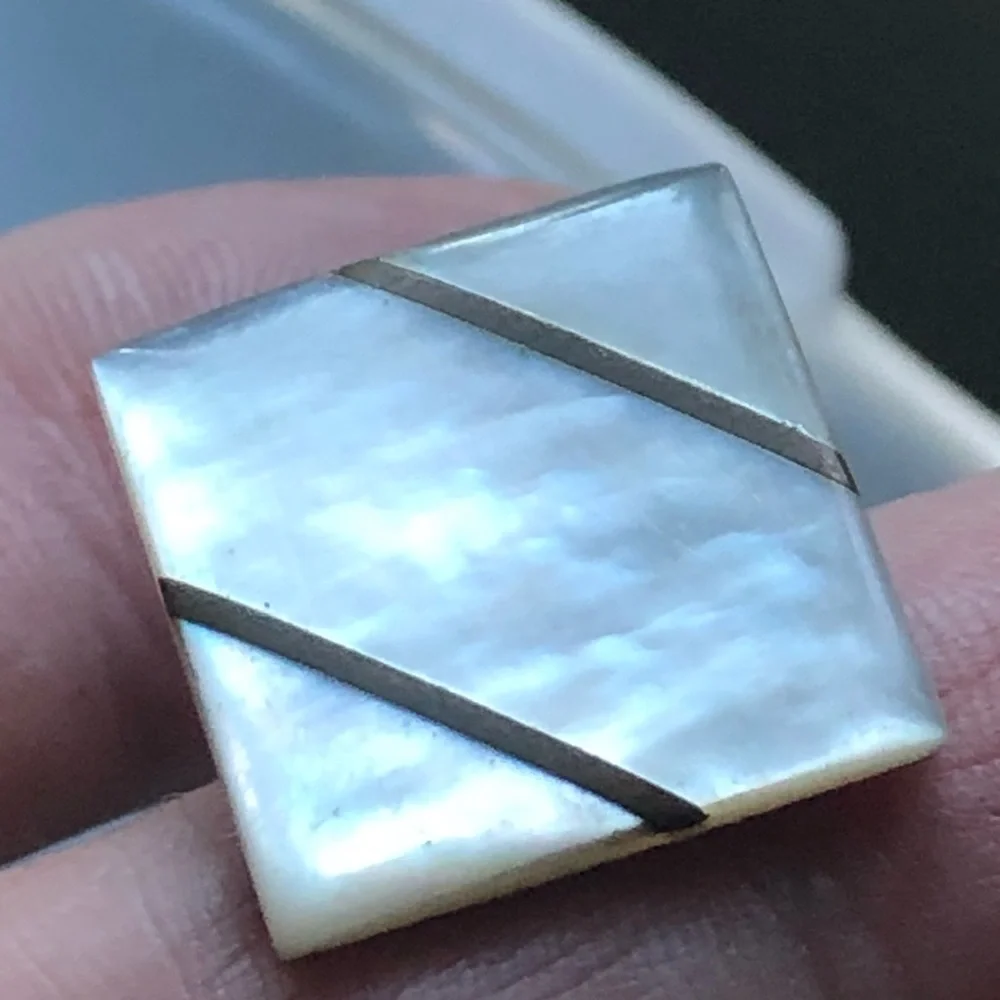Vintage men’s square mother of pearl cuff links